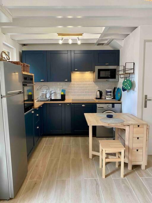 Agreable Maison Renovee Лаканау Екстериор снимка